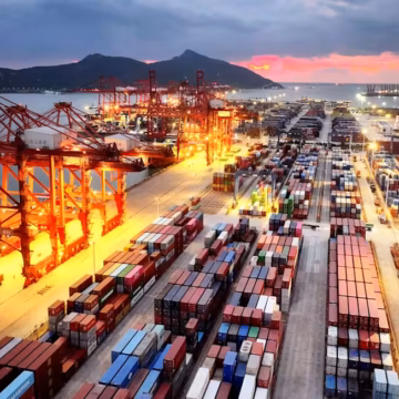China’s economy shows signs of weakness as investment slumps