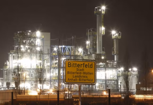 China launches anti-dumping probe into European chemical exports